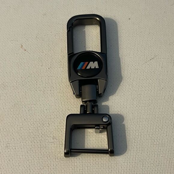 BMW Motorsports Logo Key Fob Keychain in Metal NWT - Picture 6 of 7